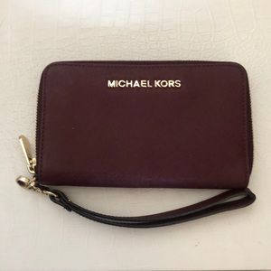 Michael Kors wristlet